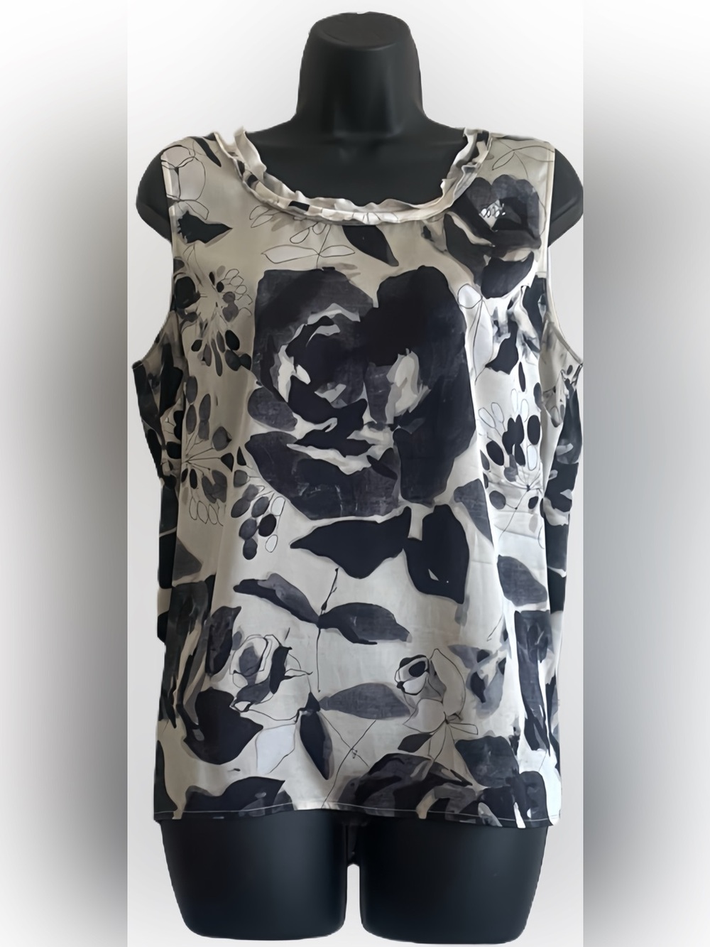 St. John Sleeveless Silk Abstract Rose Print Tank